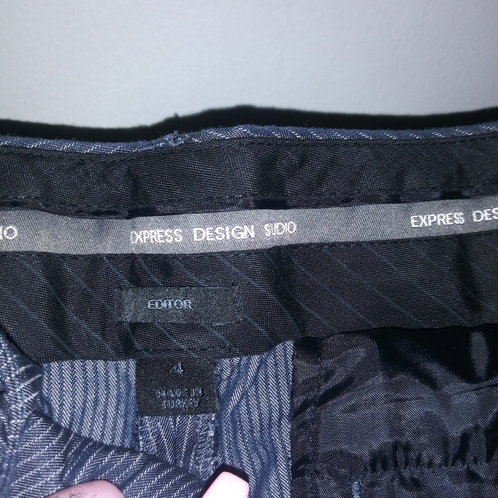 Dress capris